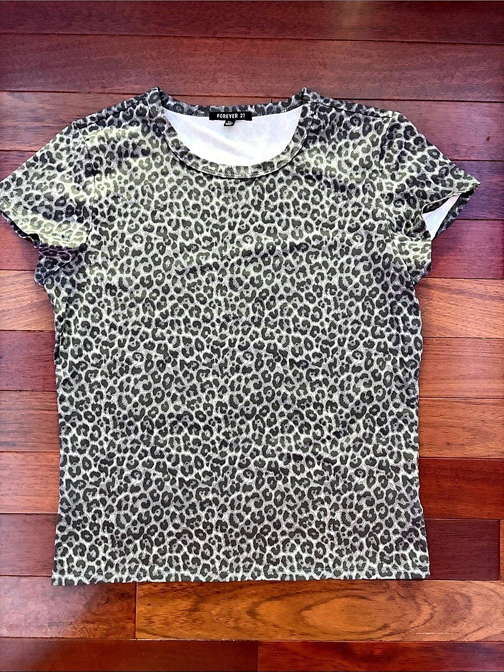 Forever 21 Women's Animal Print Short Sleeve Tee